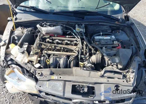 2010 Ford Focus Se z USA, uszkodzony, nr VIN 1FAHP3FN6AW138214